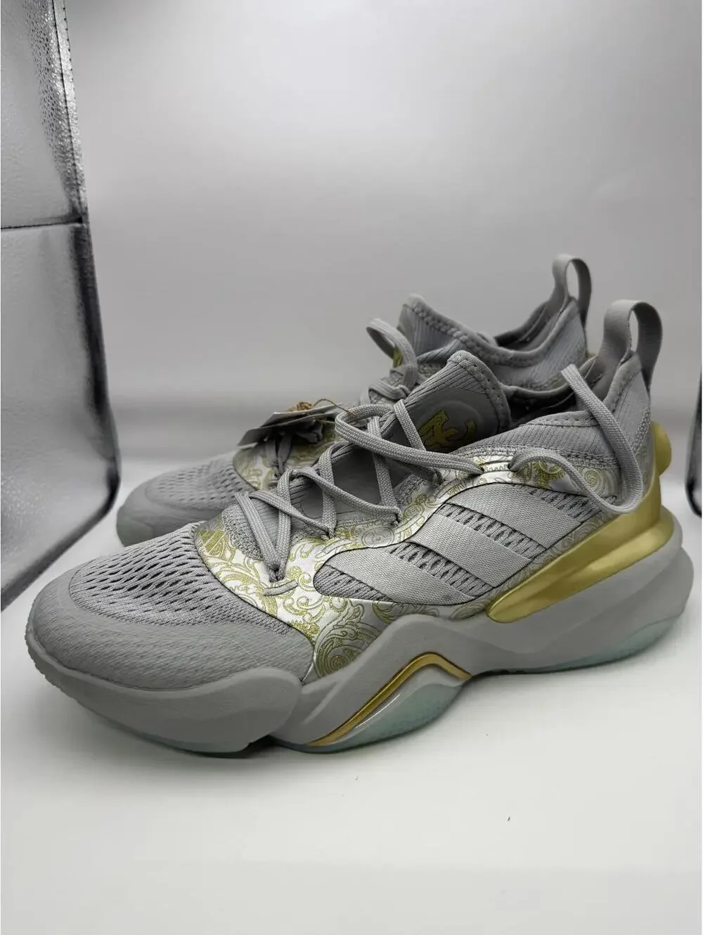 Adidas Mahomes Impact 2 FL Size 8 Men's Women's 9 Adidas Athletic Sneakers